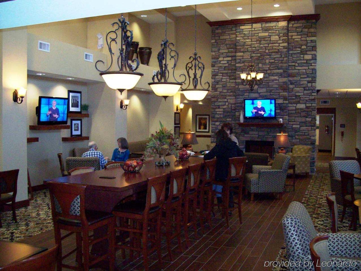 Hampton Inn & Suites Enid Restoran gambar